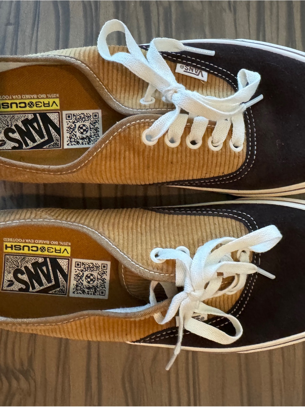 Vans Men’s Corduroy Two-Tone Lace-Up Sneakers — Black & Tan